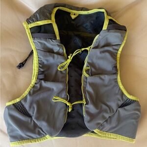 Patagonia Gray and Yellow Hydration Vest for Running